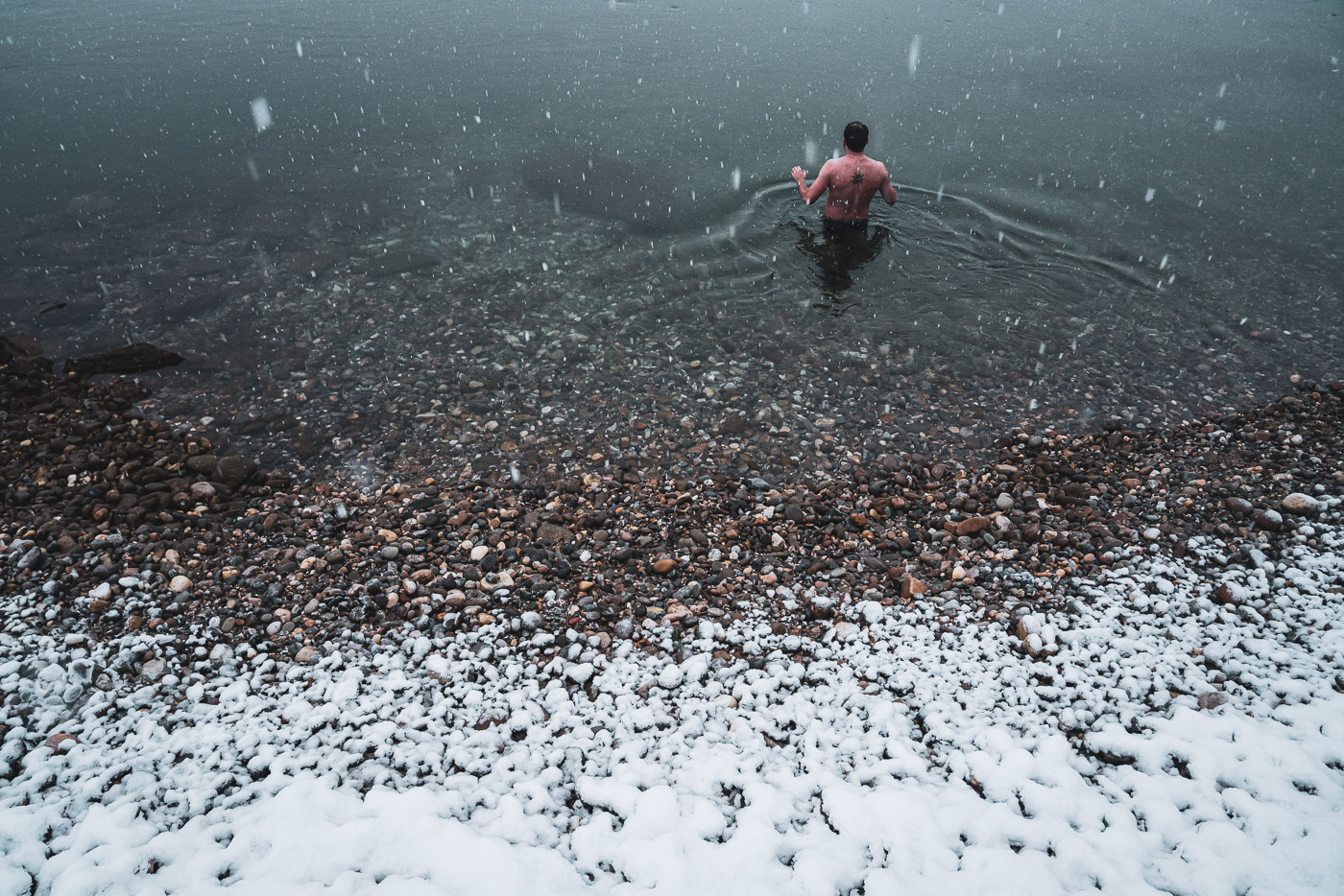 2019-12-20_LindsayDonovan_WilliamEaton-SantaColdPlunge_0074